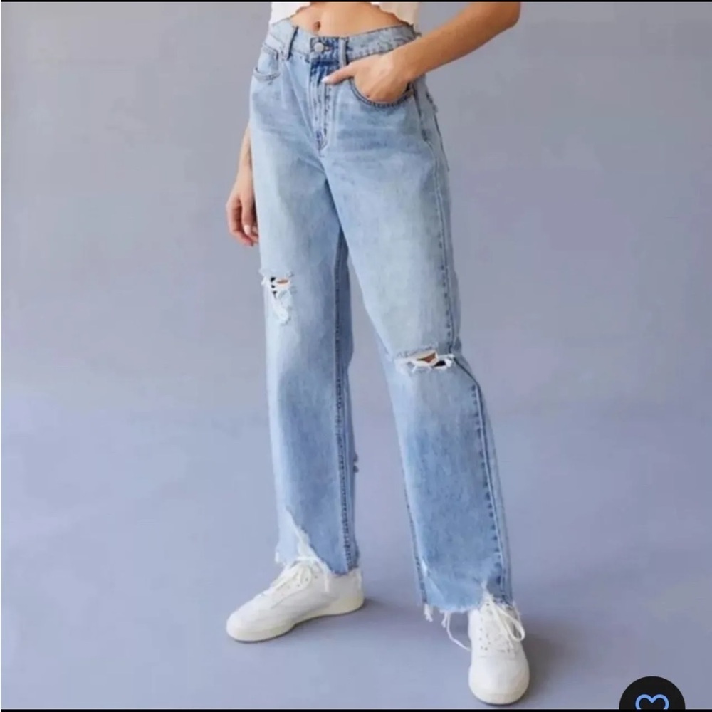 UO BDG Distressed‎ High Waist Cowboy Jeans Size 27